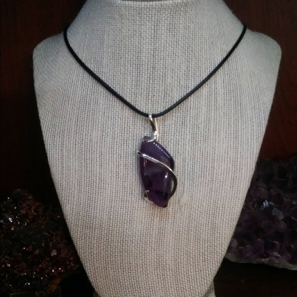 Amethyst pendant - Picture 3 of 3